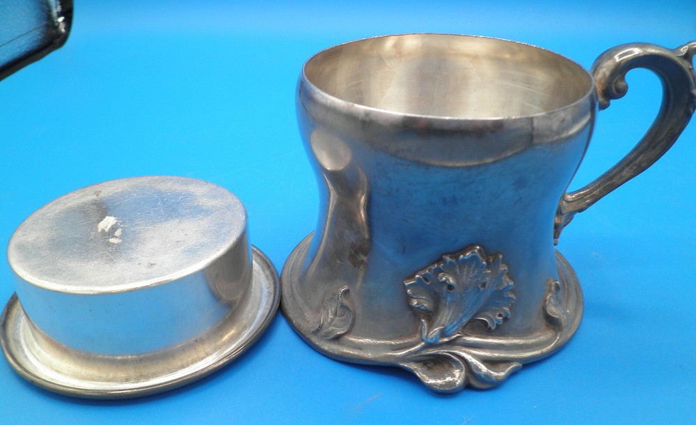 Reed Barton #112 silverplate shaving cup w soap insert Art Nouveau flowers