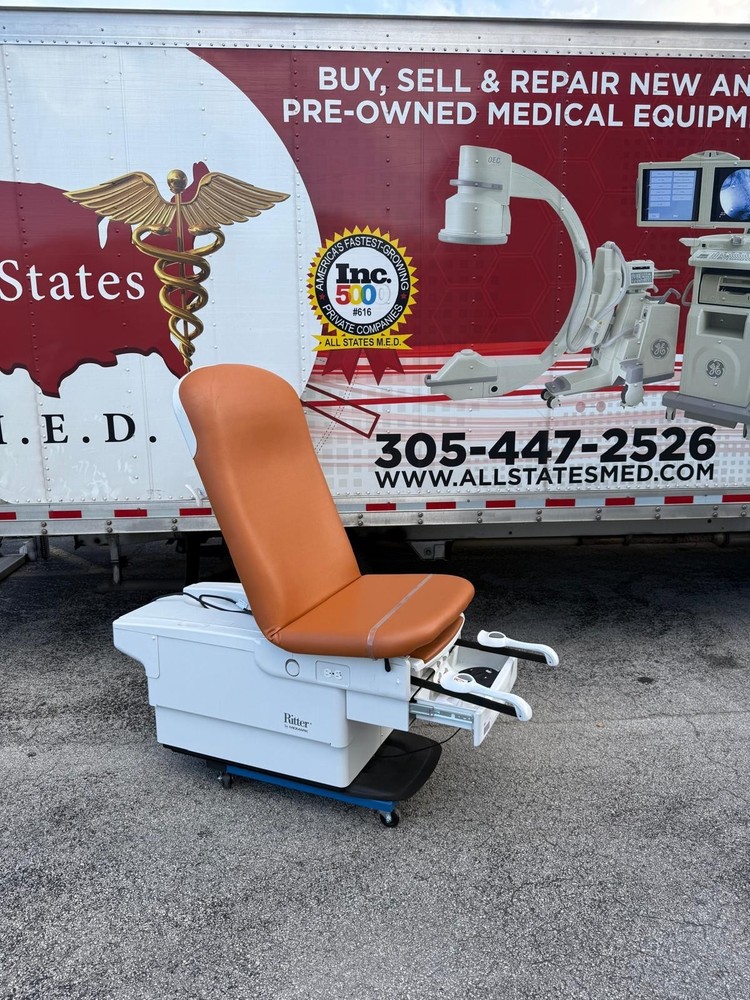 Midmark Ritter 224 Exam Table