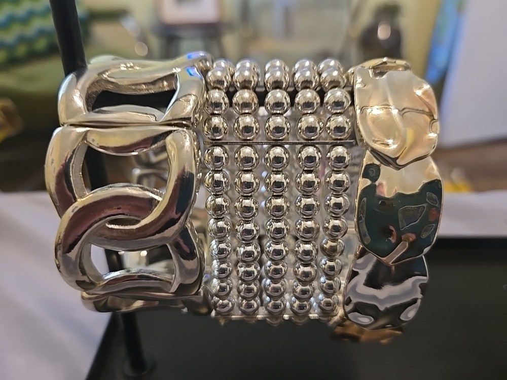 6 Vintage Silver Tone Stretch Bracelets