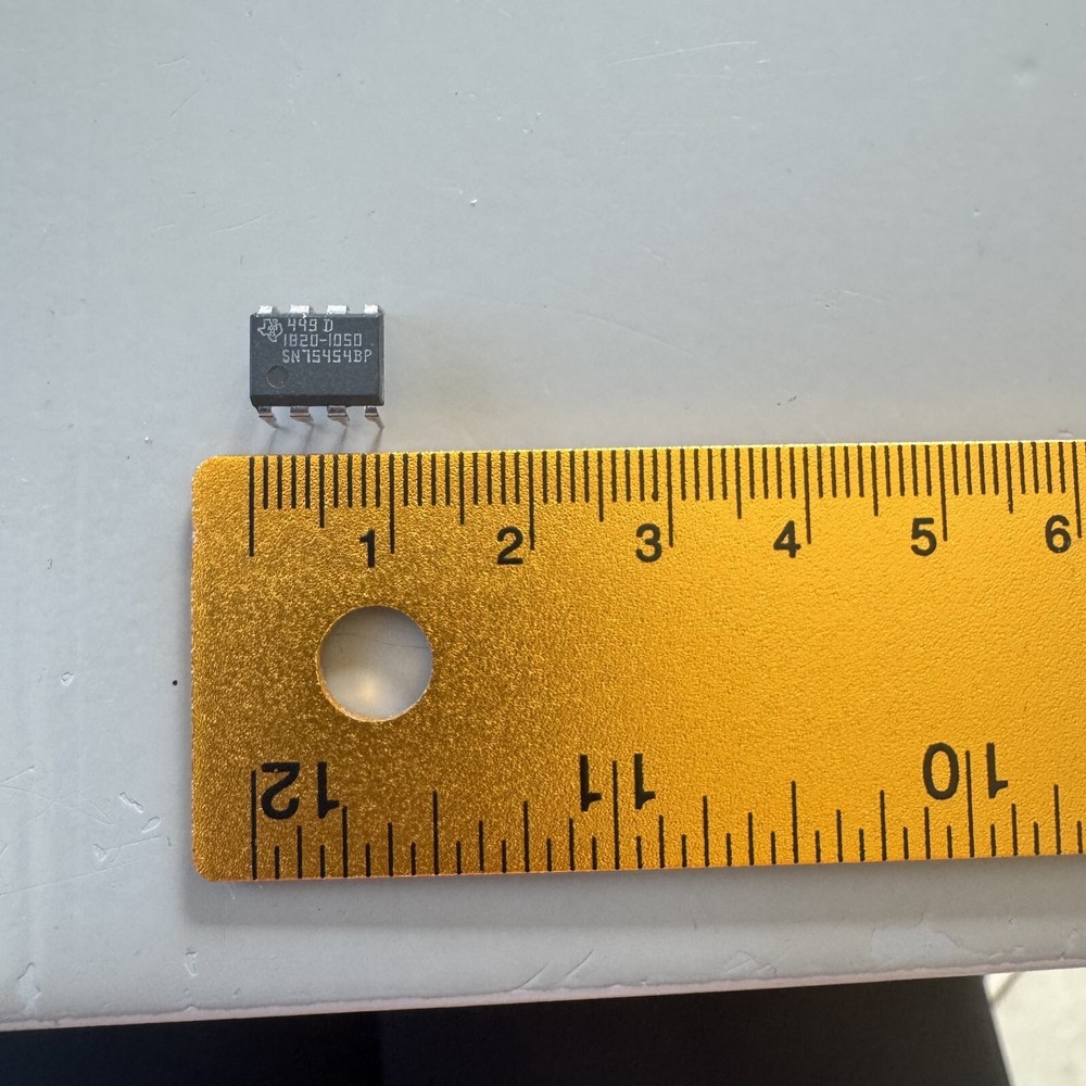 HP / AGILENT 1820-1050 integrated circuit ic
