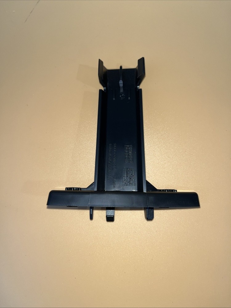 BMW 8 Coupe G15 Front Left Bumper Bracket 7420891