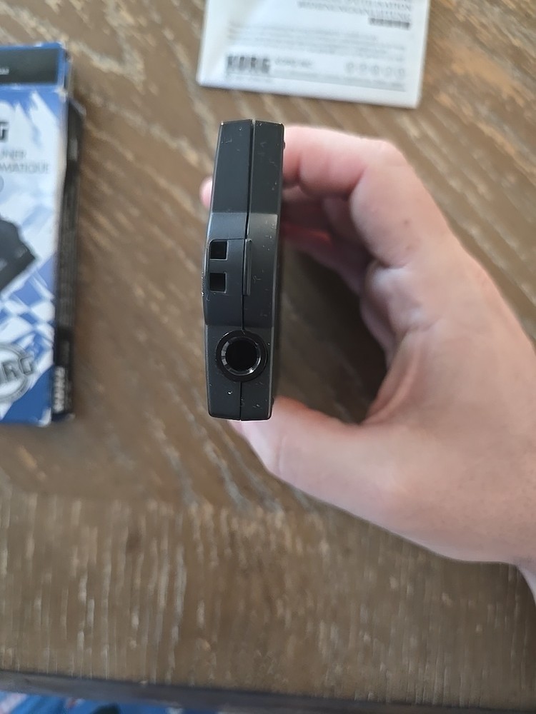 KORG CA-30 CHROMATIC GUITAR TUNER