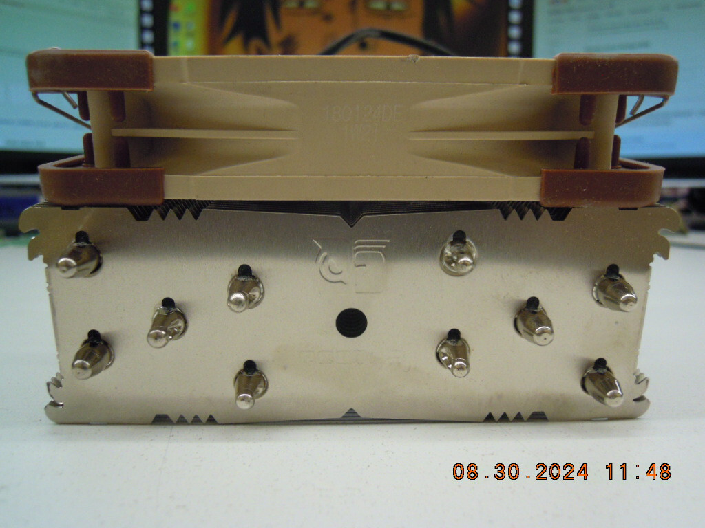 NOCTUA NH-U12S CPU Cooler with NF-F12 120mm Fan, 2 Side Rack & Screws (NM-XFB3)