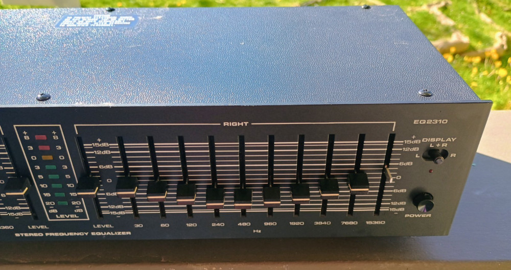 Numark EQ2310 Stereo Frequency Equalizer Tested and Working