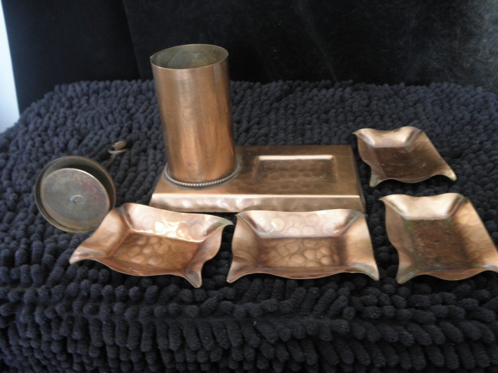 Vintage Gregorian Copper # 515 Tabletop cigarette holder