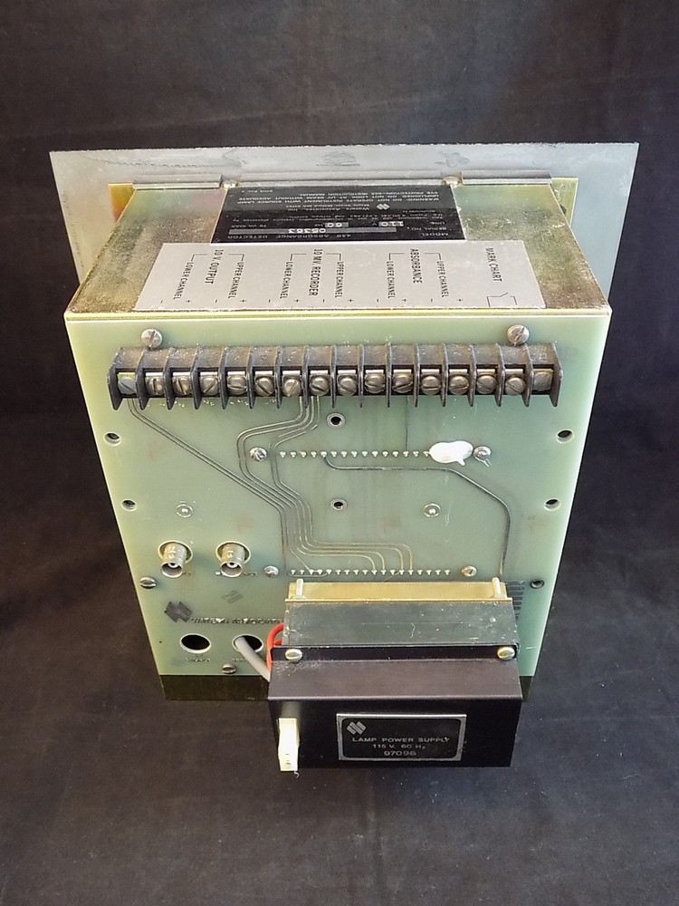 ABSORBANCE DETECTOR Model 440 Waters Associates UNTESTED