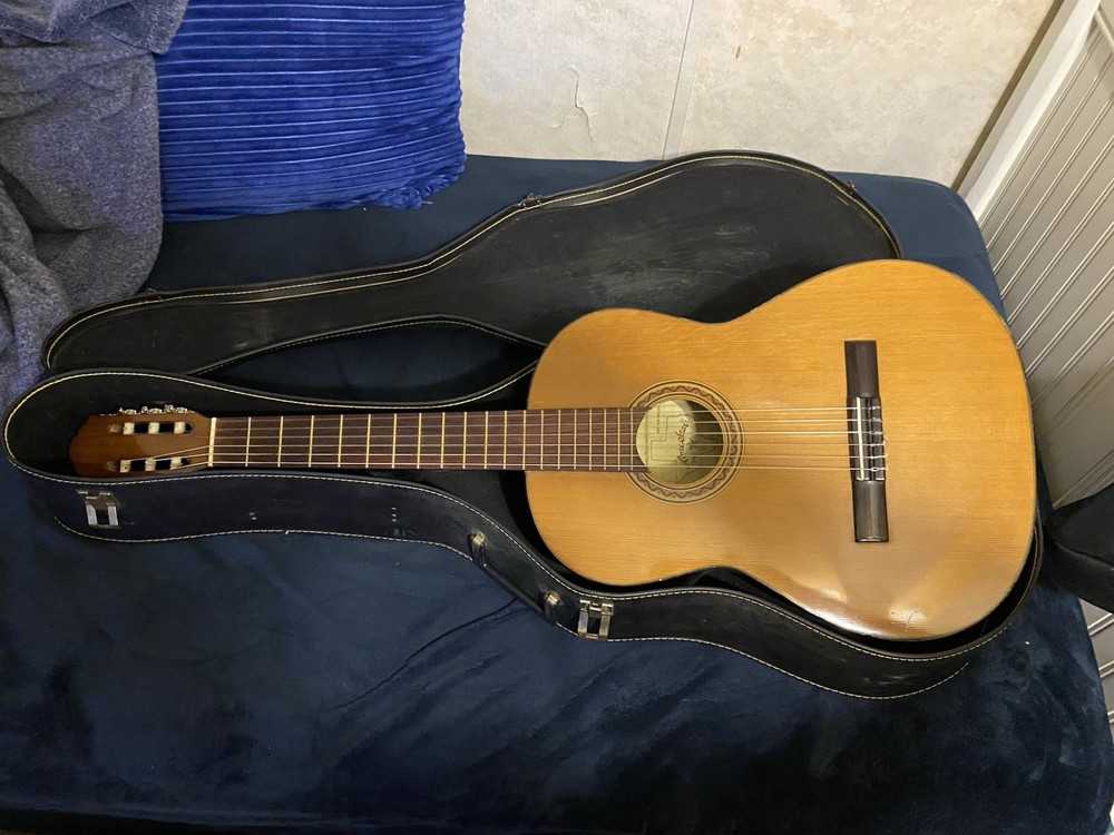 Lone Star Classical Guitar