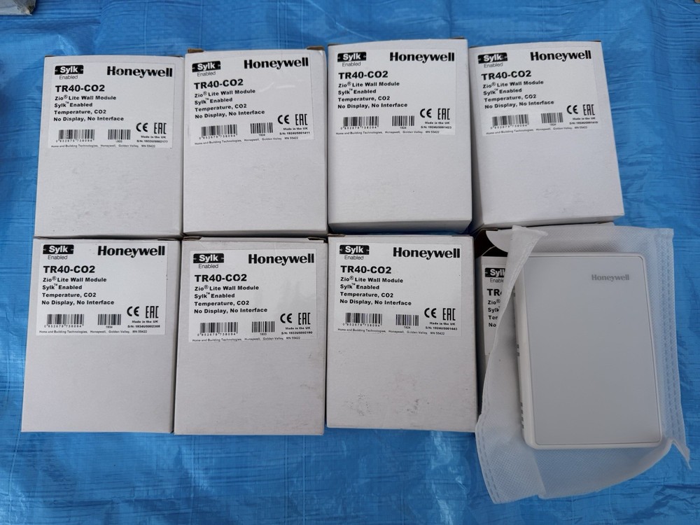 Honeywell TR40-CO2 Wall Module – CO₂ + Temp Sensor – New in Box
