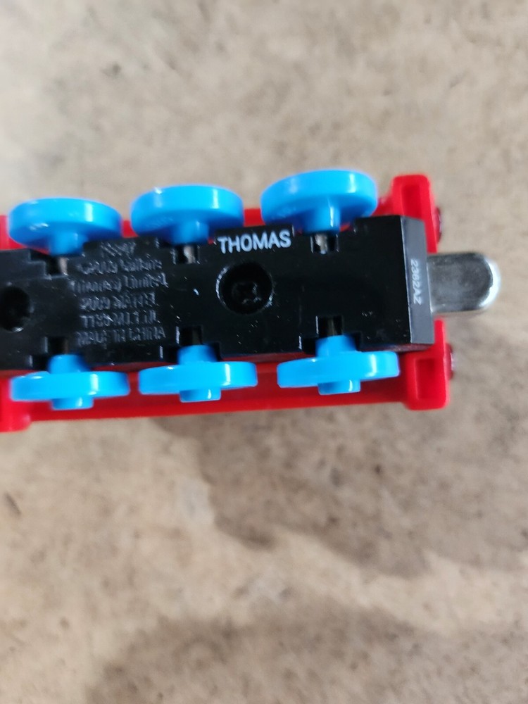 Thomas The Train Tank Engine Diecast 2002 (MS T-5)