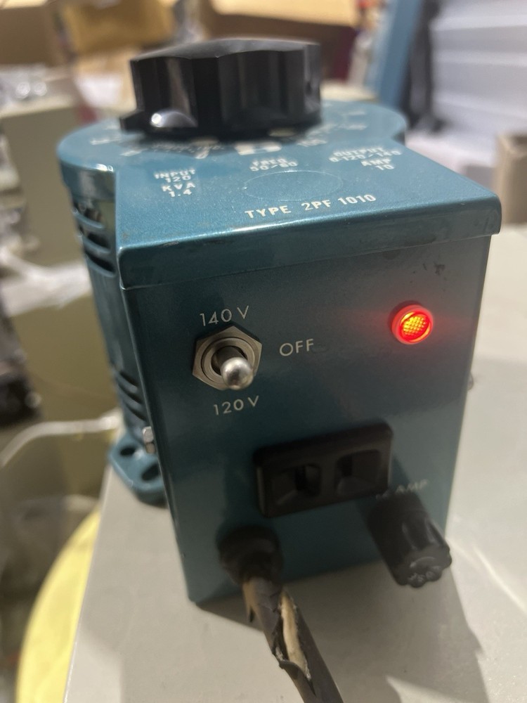 Mint Staco 2PF-1010 120/140v Variable Transformer