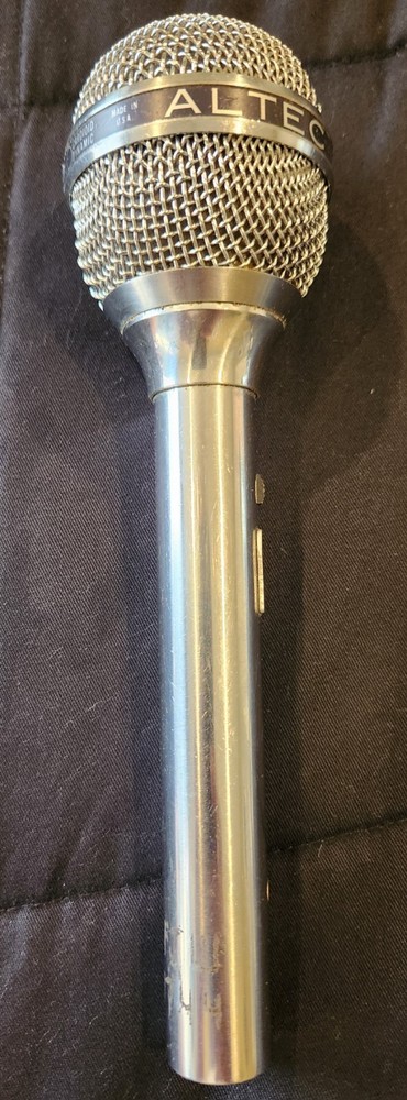 VINTAGE ALTEC LANSING MICROPHONE MODEL 650B (TESTED)