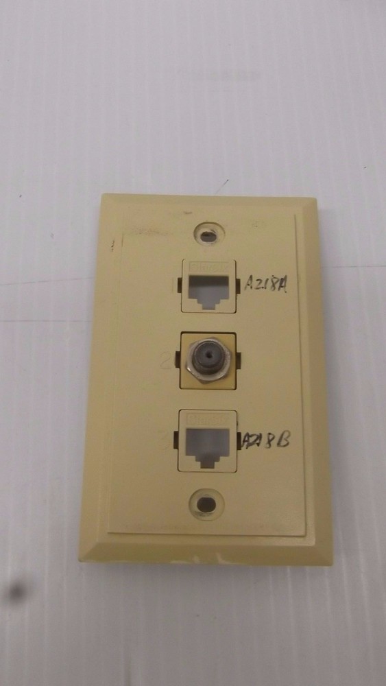 Lucent AT&T 3 Port Faceplate For Modular Network Jacks Model M13A