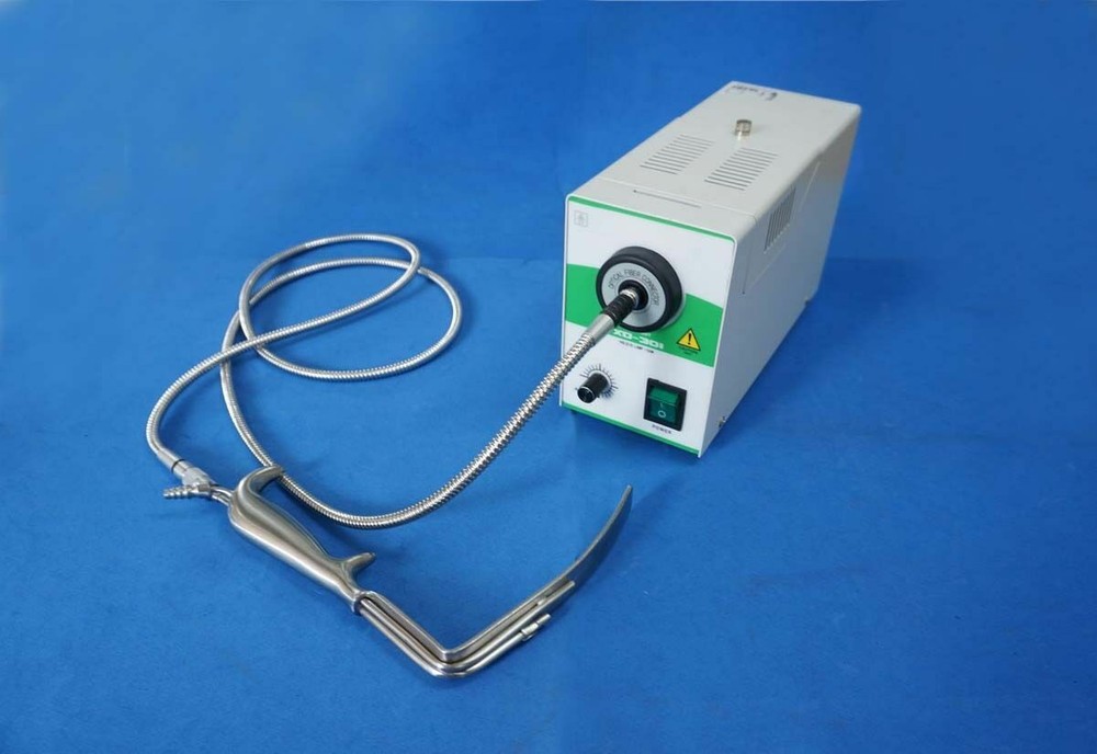 New Beauty Cold Light Source with Fiber Light Cable Plastic Surgery Equipment