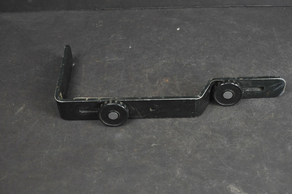 NIKON SK-E900 Flash Bracket for COOLPIX Photographers