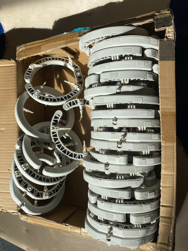 26 Netafim Netbow Drip Ring 5"   (4 Outlet Drip Irrigation Ring)