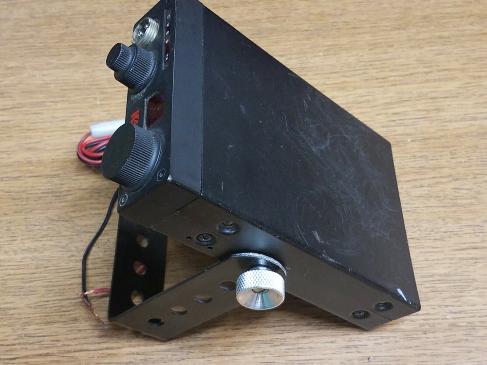K40 CB Radio With Mount