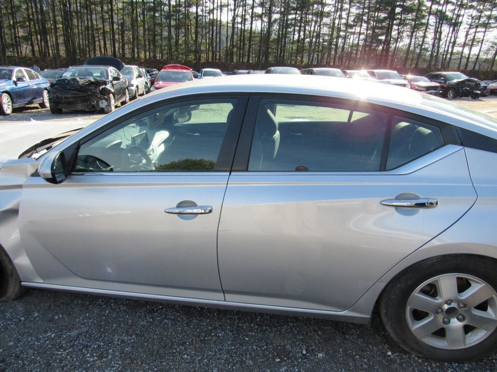 ALTIMA 2020 Glove Box 1017032