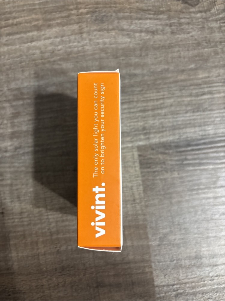 NEW VIVINT Solar Sign light