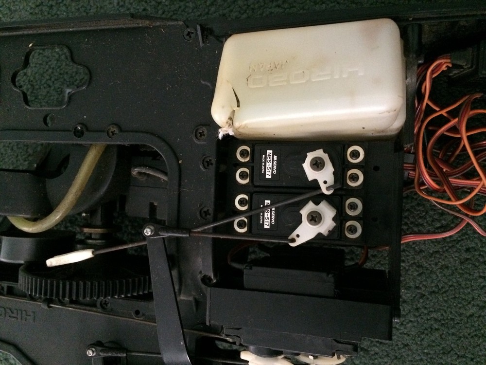 2 hirobo shuttle z helicopters