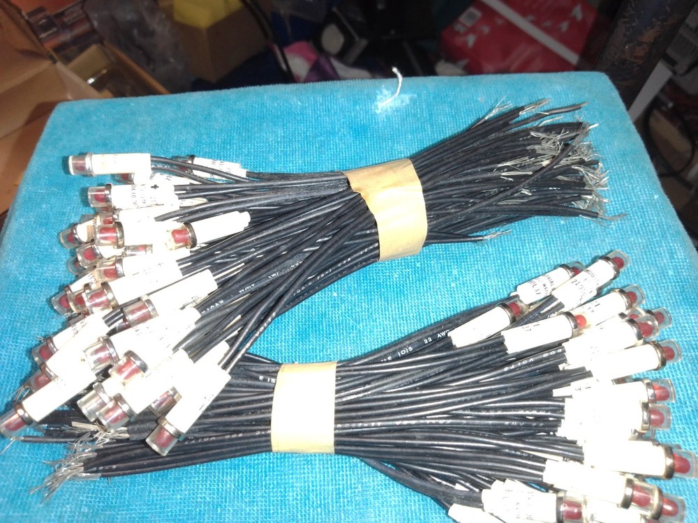 (10) NOS IDI RED LED PANEL INDICATOR LAMPS w/ 6" LEADS - 2190L37