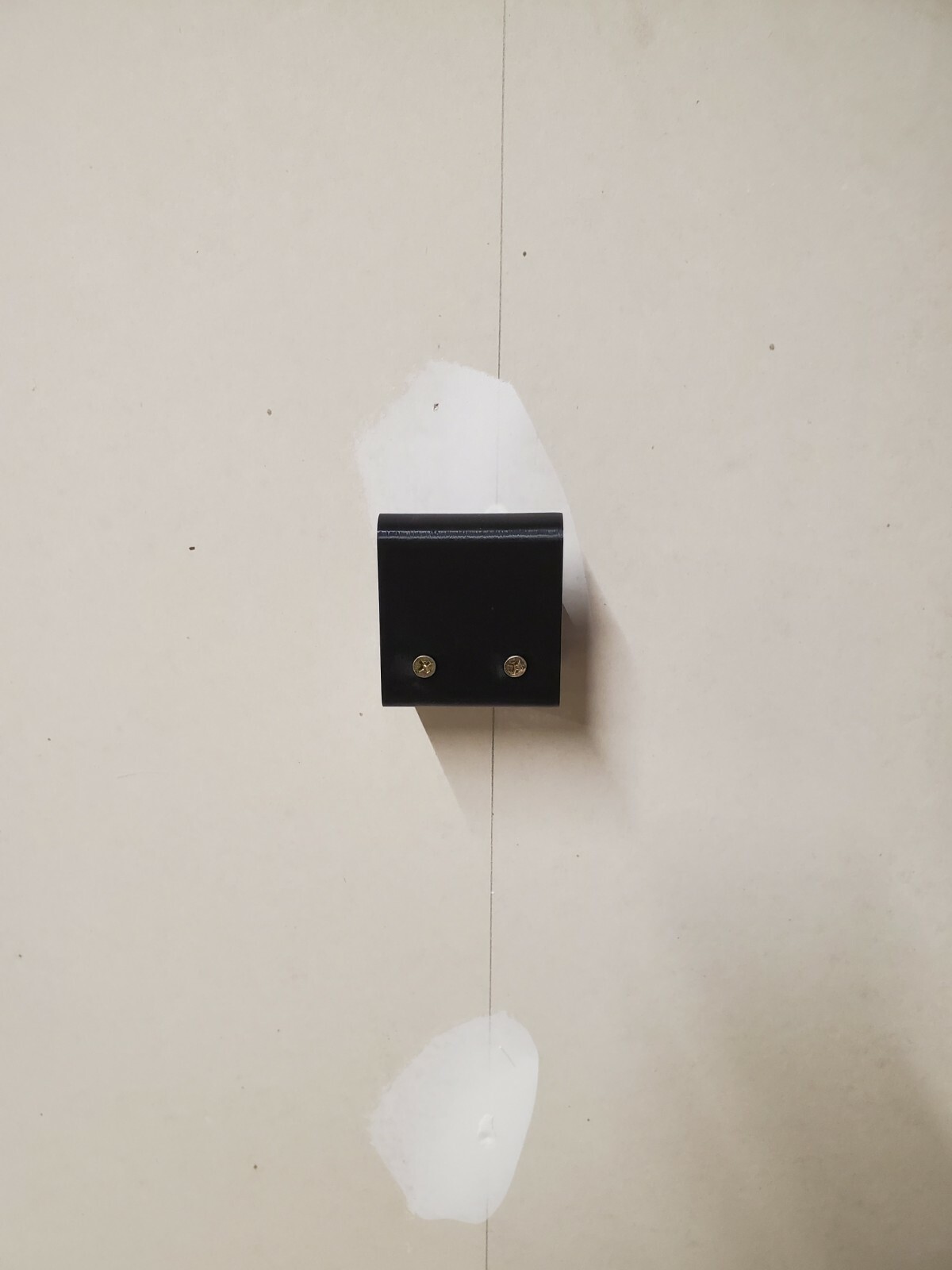 DeWalt 60V MAX String Trimmer Wall Mount Hanger DCST972 DCST972X1 DCST972B