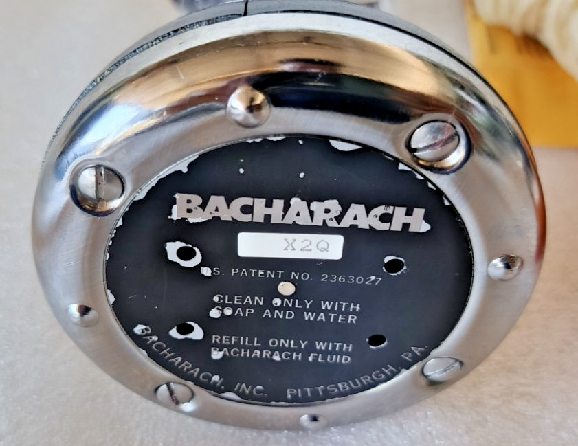 BACHARACH GAS CO2 10-5000 COMBUSTION TEST KIT.