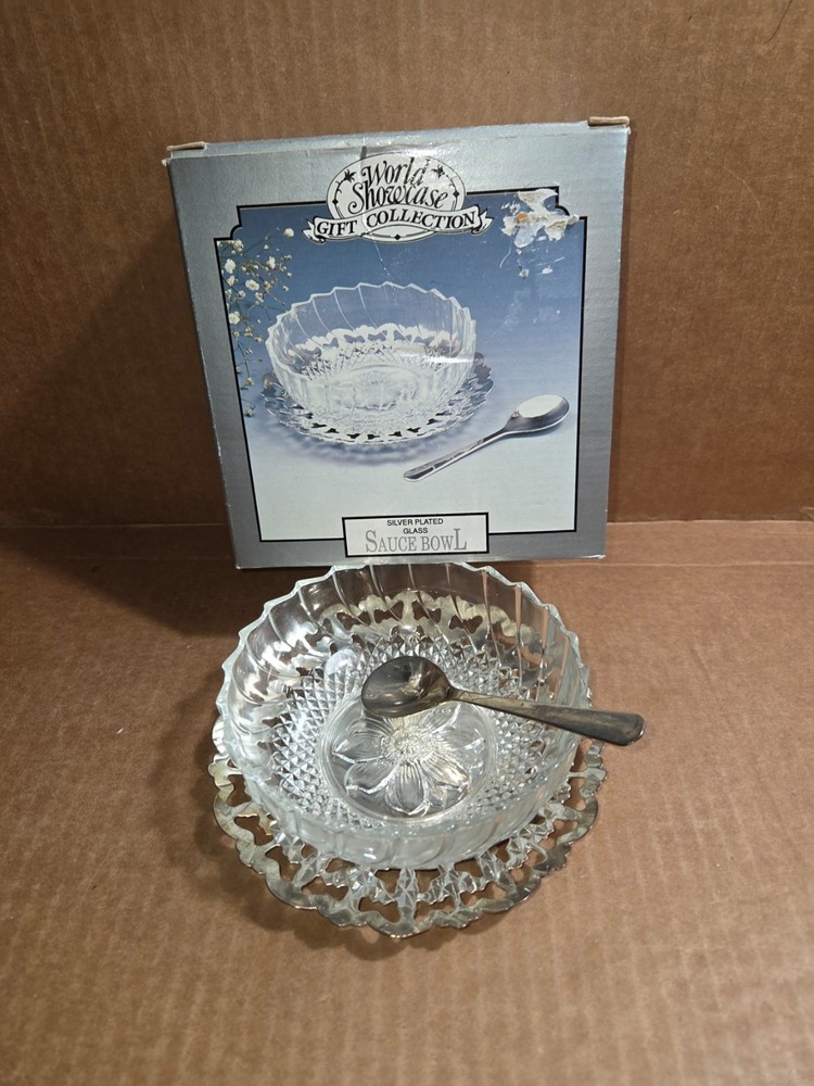 Bowl Sauce Silver Plated with Spoon World Showcase Gift Collection