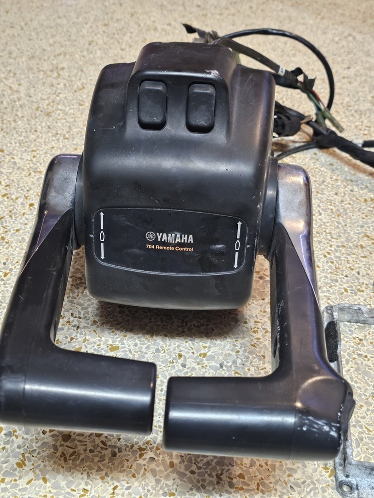 YAMAHA 704 DUAL REMOTE CONTROL WITH WIRE HARNESS