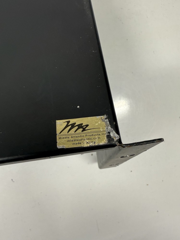 Middle Atlantic Network Rack 2U Shelf System