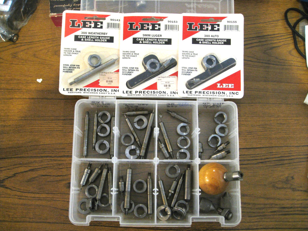 26+ Lee - Case length gauge and shell holders