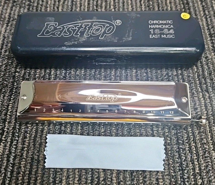 Easttop Chromatic 16-64 C Silver Harmonica with Case