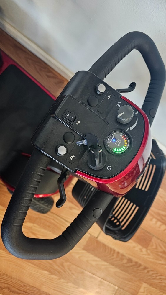 Pride Victory 10 4-Wheel Mobility Scooter - OPEN BOX