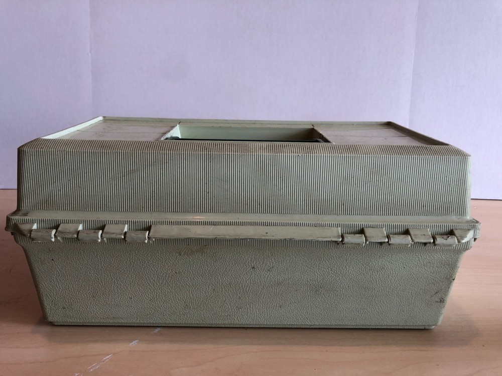 VINTAGE Propack 510 Laker Tackle Box