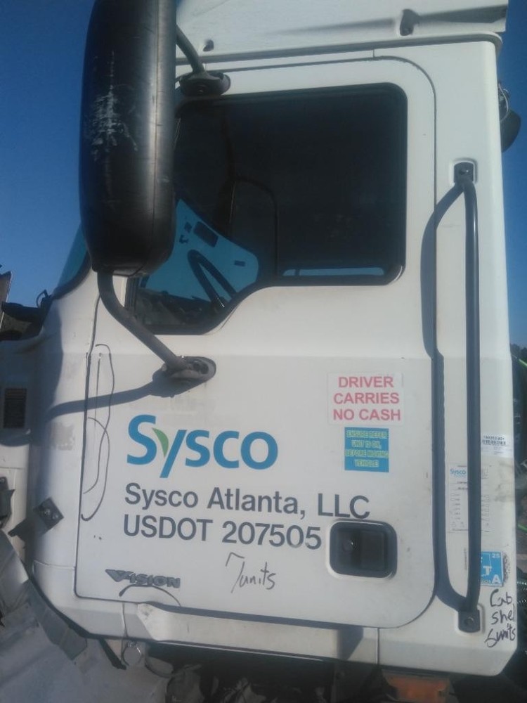 For 2005 MACK CX 2004-2005 DOOR ASSEMBLY Left ,  GA