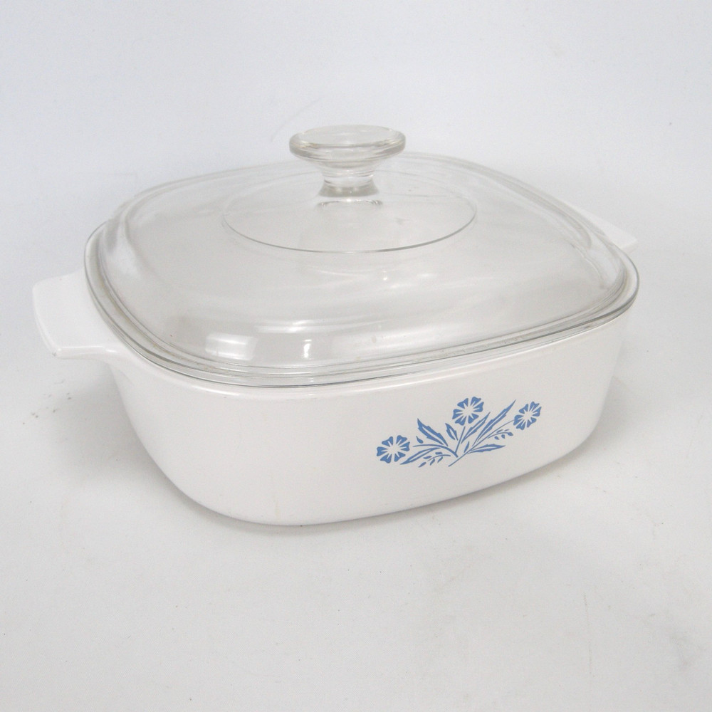 Corning Ware Blue Cornflower 2 Liter Baking Dish A-2-B with Pyrex Lid EUC