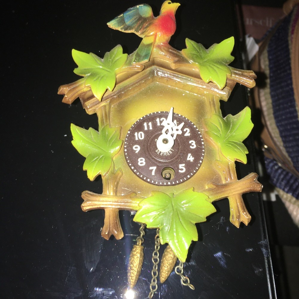 SCHMECKENBECHER Vintage 1968 Needs Key