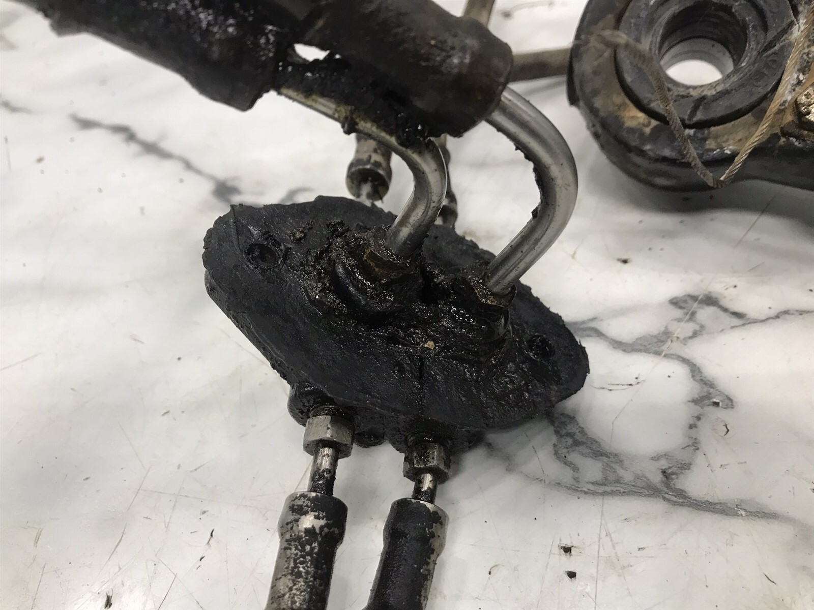 Mercury marine MerCruiser Alpha Bravo trim tilt lift hydraulic cylinders NO SALT