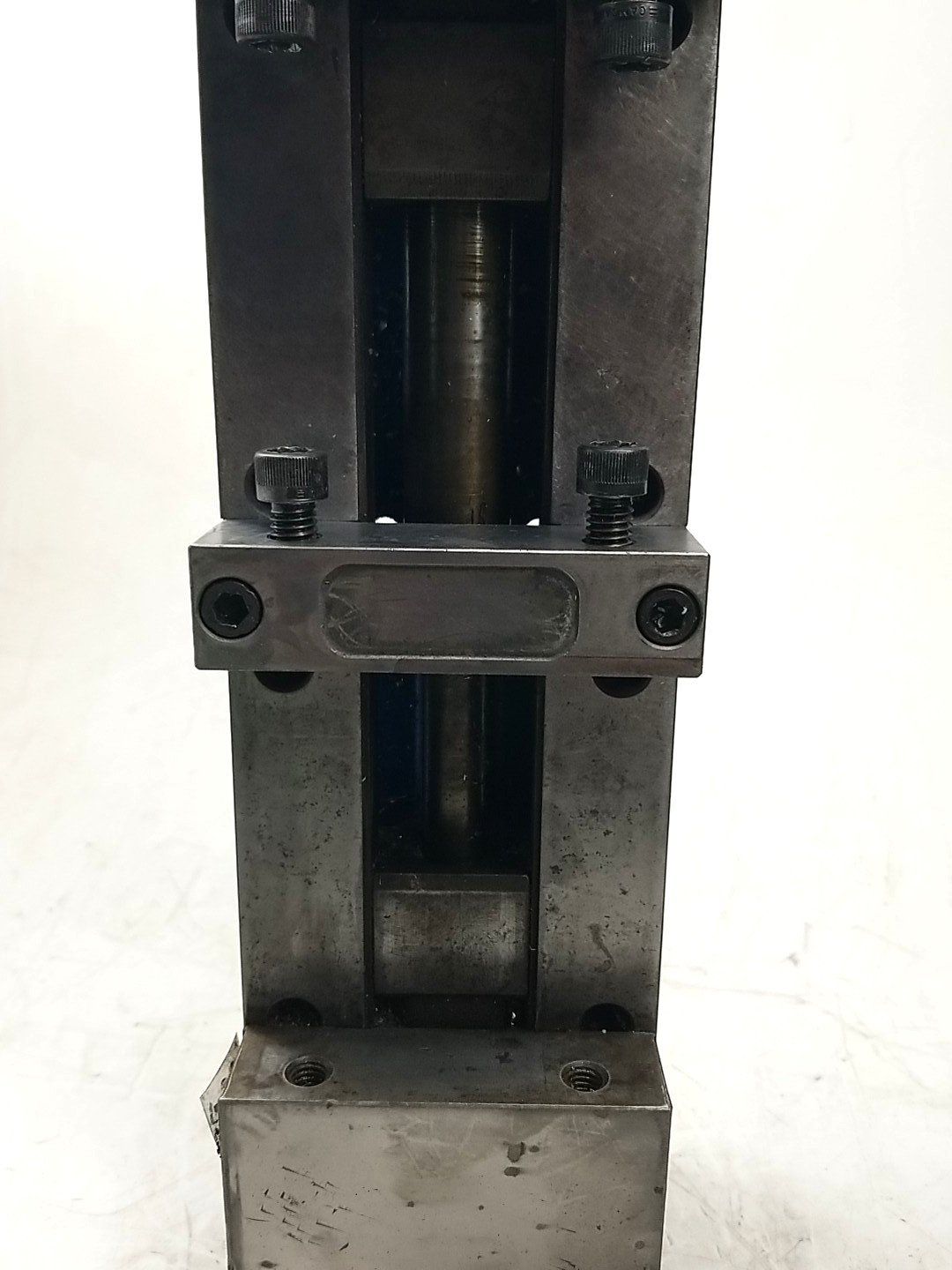 Kurt DL430 Double Lock Precision CNC Vise w/ 2 Soft Jaws-Made and Ships from USA