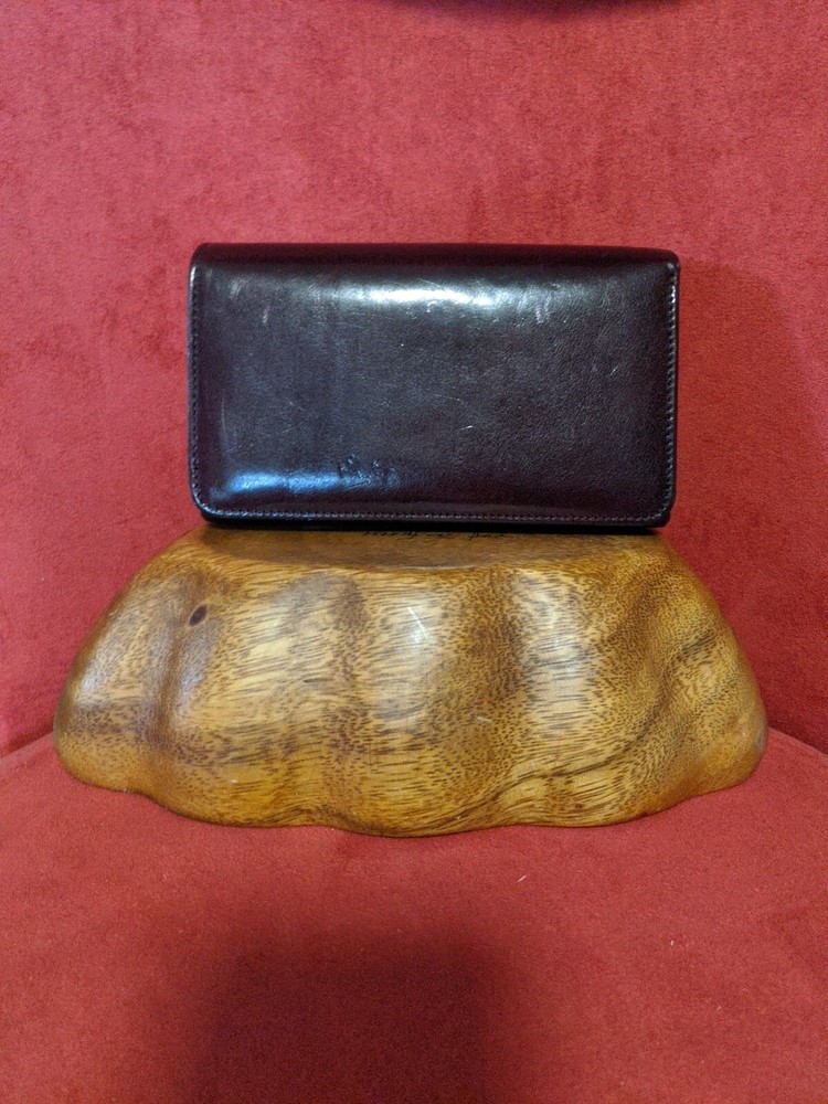 🌺Leather Black Cherry Wallet/ID Holder Ricardo Beverly Hills🌺 Nice