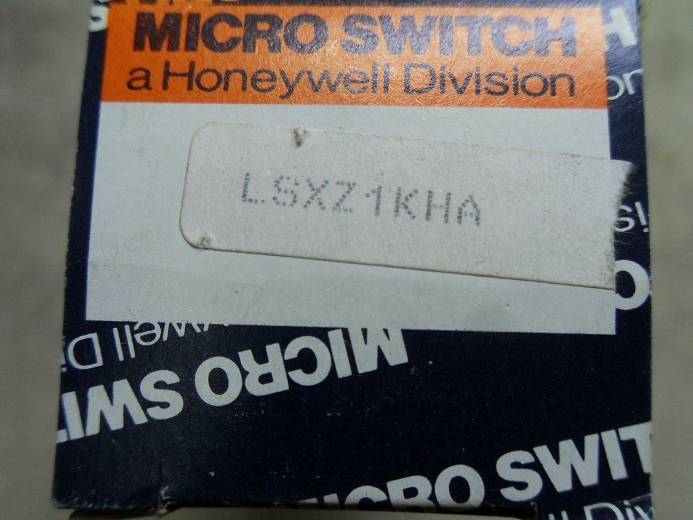 Microswitch LSZX1KHA Operating Head Limit Switch Wobble Stick