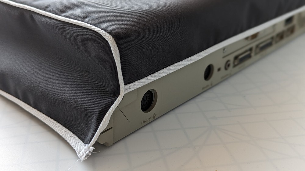 ATARI MEGA STE / TT030 - Dust cover- Graphite grey cotton canvas- embroidered