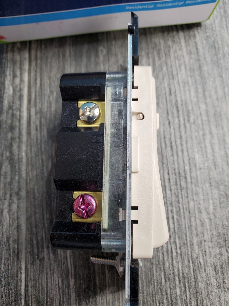 Leviton RE151-CA Switches