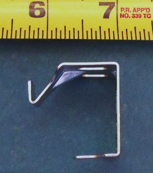 1" Micro or Mini Blind CENTER SUPPORT Bracket for 1" Square Headrail