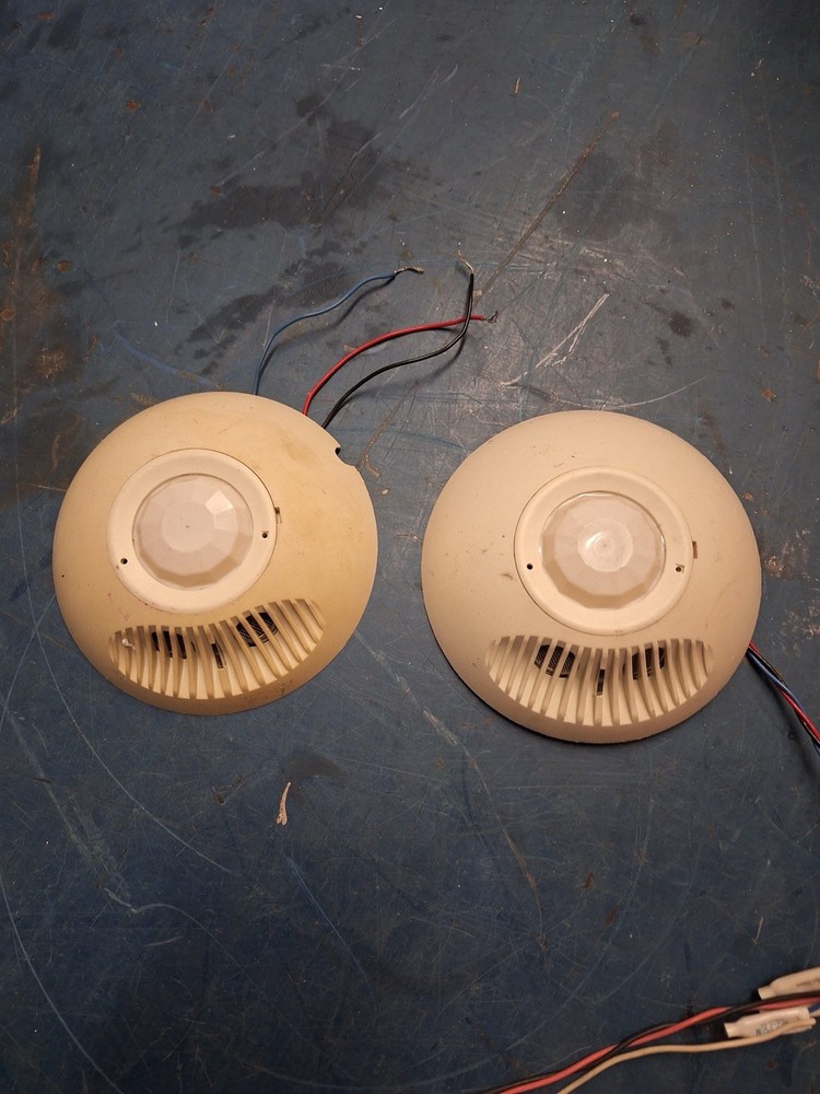 Ceiling Mount PIR Motion Sensor – Wired – Lot of 2 – Tested & Working