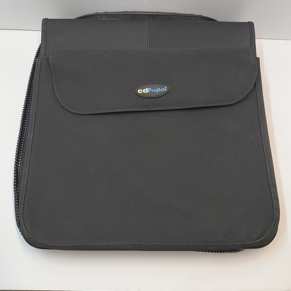 CD Projects 128 Disc DVD/CD Carry Case Binder Storage Black zip