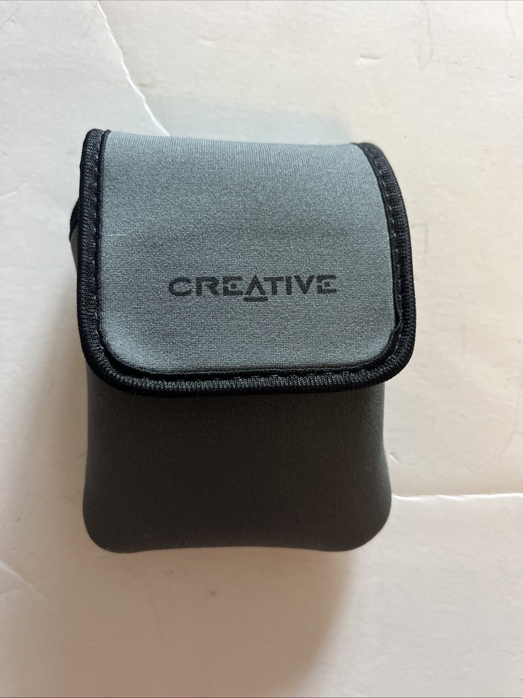 Creative Labs N10225 Webcam with Cable and Case