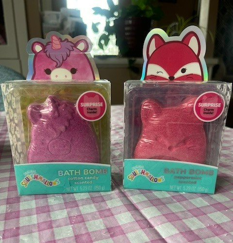 Two Squishmallow Bath Bombs Cotton Candy/Peppermint Scent Surprise Charm Inside