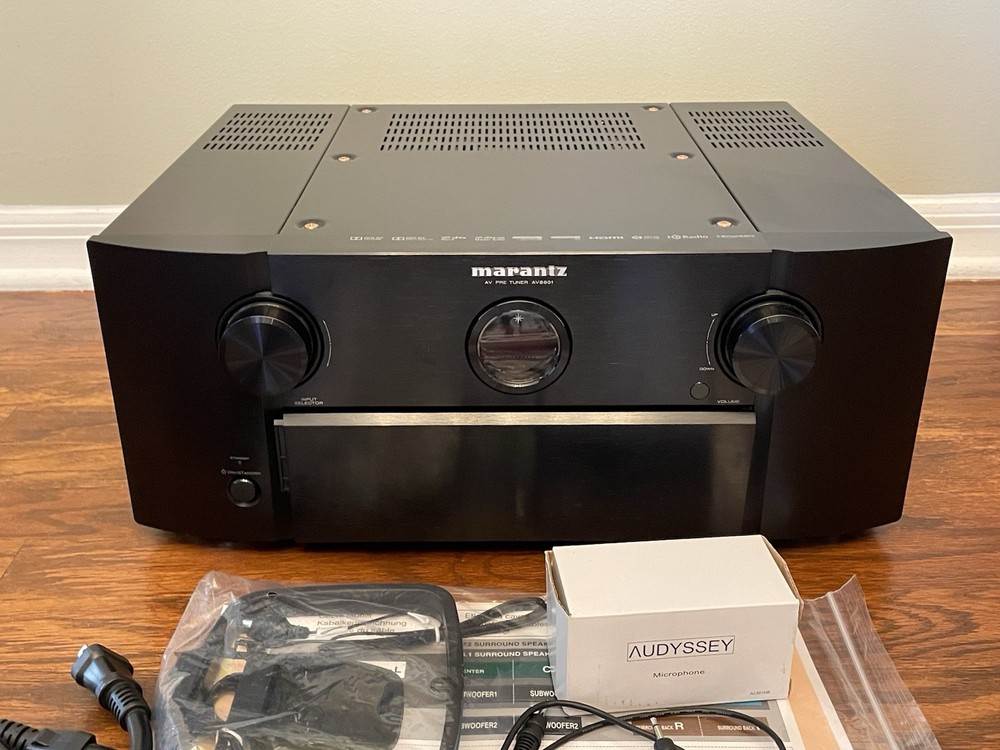 Marantz AV8801 AV Pre Tuner – High-End 11.2 Channel Processor MINT CONDITION