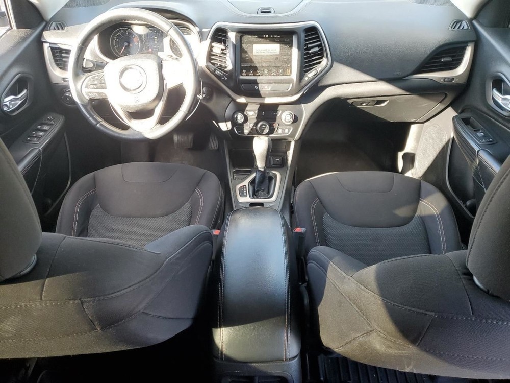 CHEROKEE 2016 Air Shutter 756576