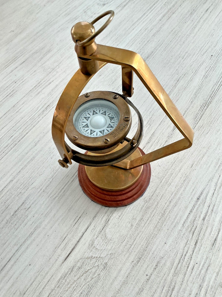 Hampton Nautical ~Antique Brass Compass about 9” wood base